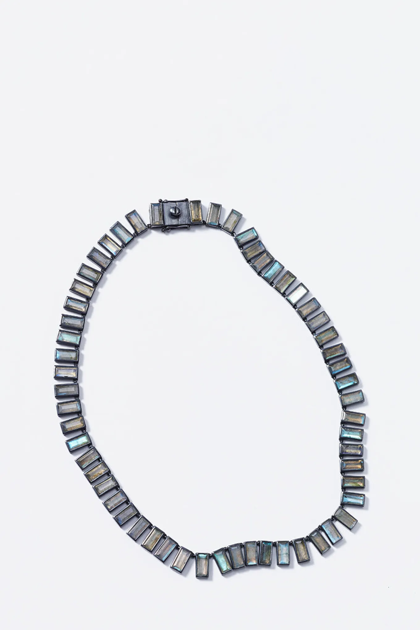 baguette_tile_rivire_neck_0-2.webp Baguette Tile Rivière Necklace - Labradorite