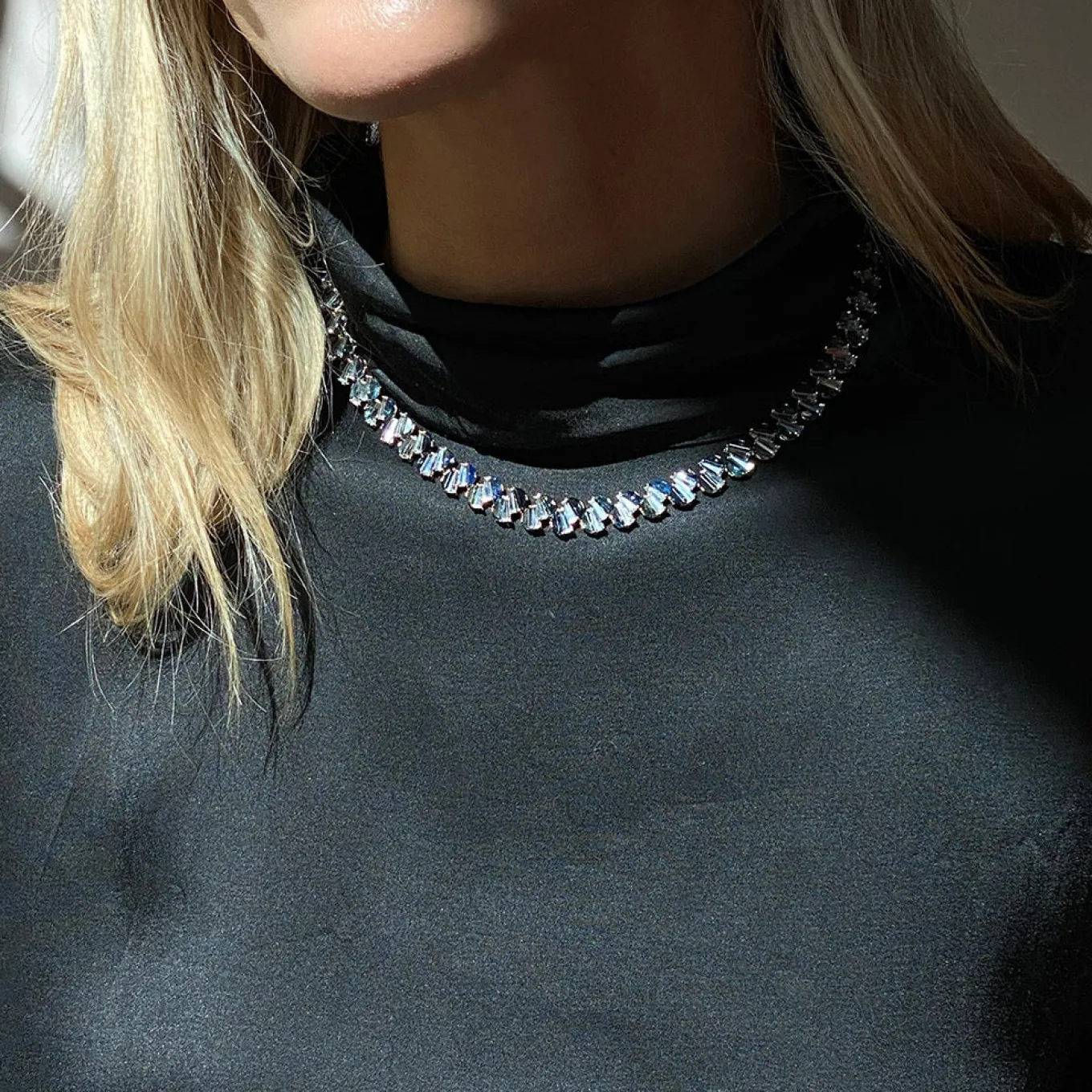 braided_collar_riviere_ne_5.webp Braided Collar Riviere Necklace - Sapphire and Aquamarine
