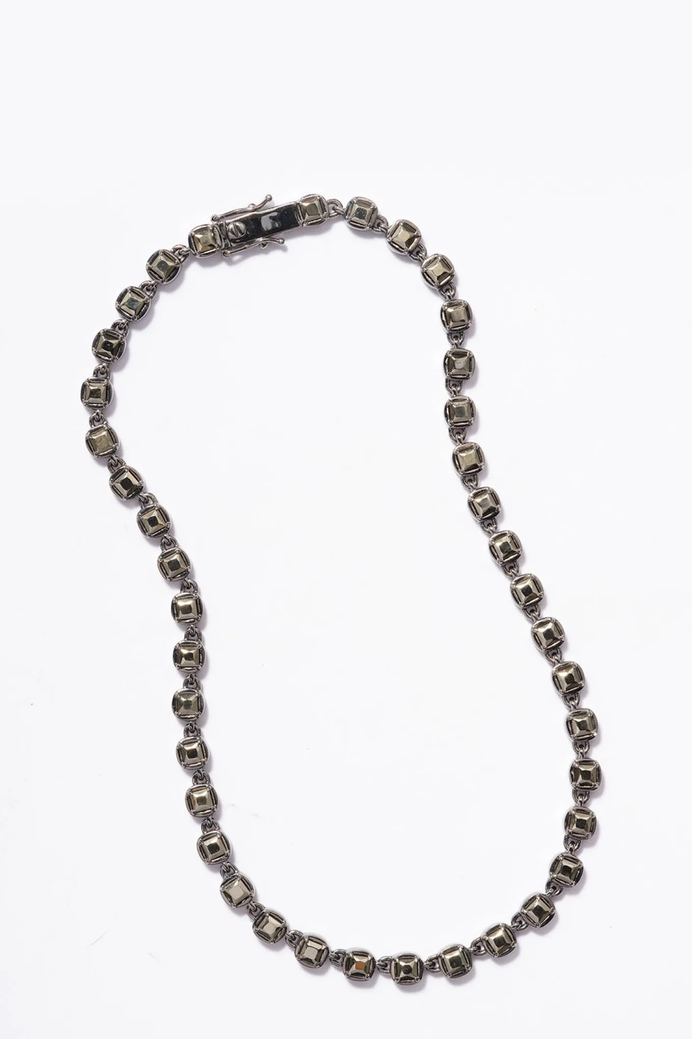 d_tile_chain_rivire_neckl_0.webp 3D Tile Chain Rivière Necklace - Pyrite