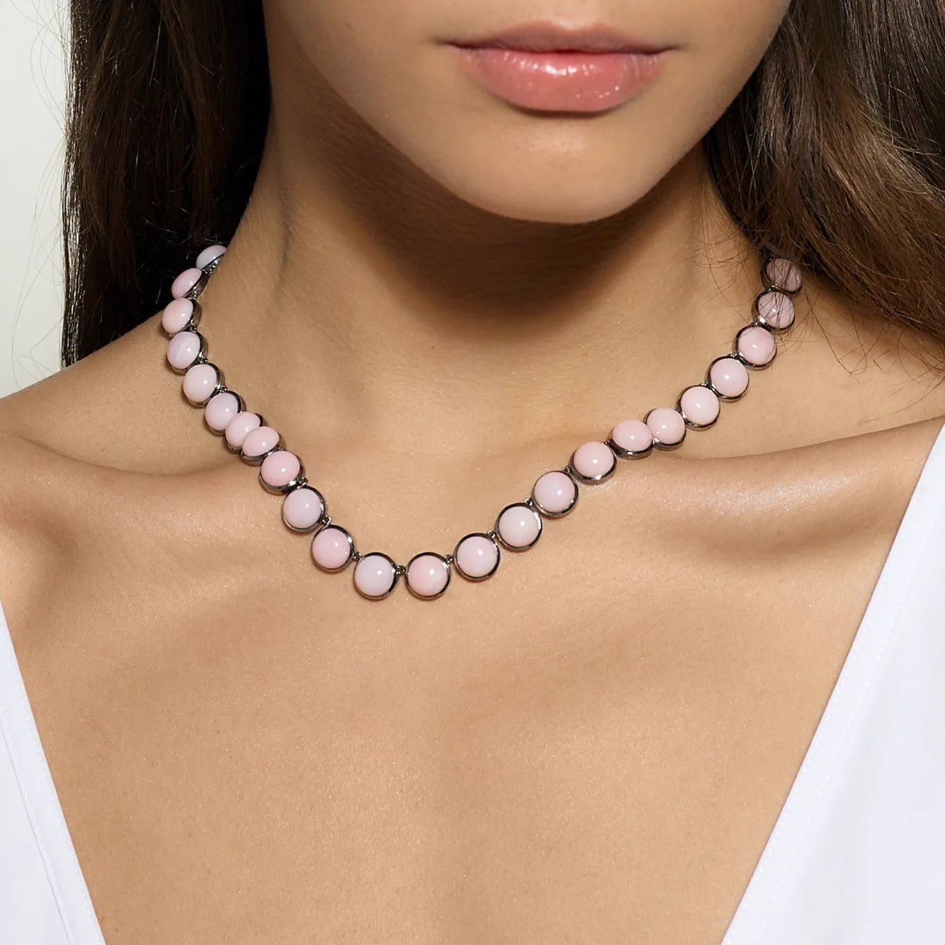 large_dot_rivire_necklace_1.webp Large Dot Rivière Necklace - Pink Opal