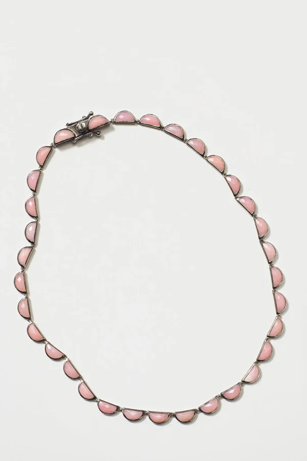 Large Scallop Rivière Necklace - Pink Opal