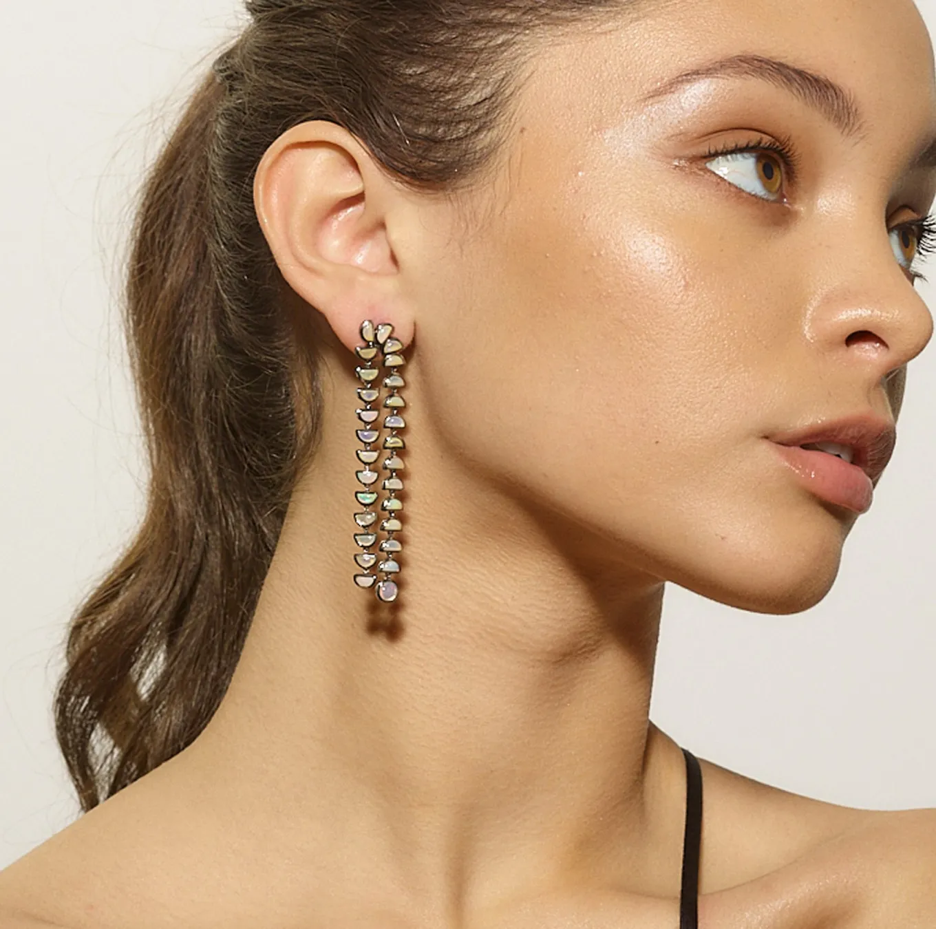 marabou_earrings__ethiopi_1.webp Marabou Earrings - Ethiopian Opal