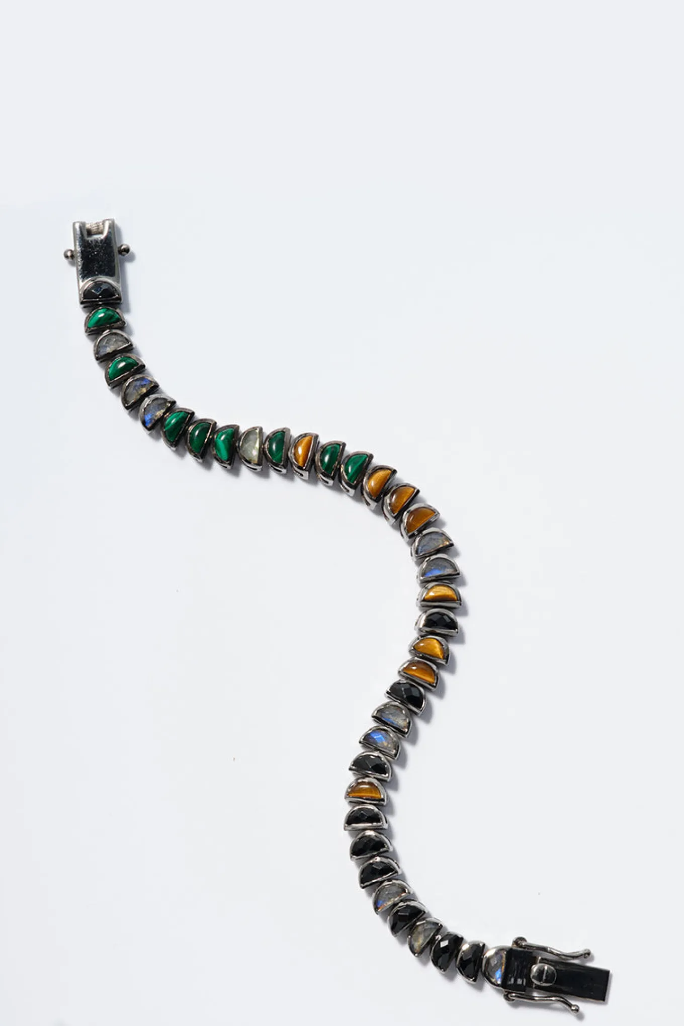 mens_worm_tennis_bracelet_0.webp Men's Worm Tennis Bracelet - Camouflage