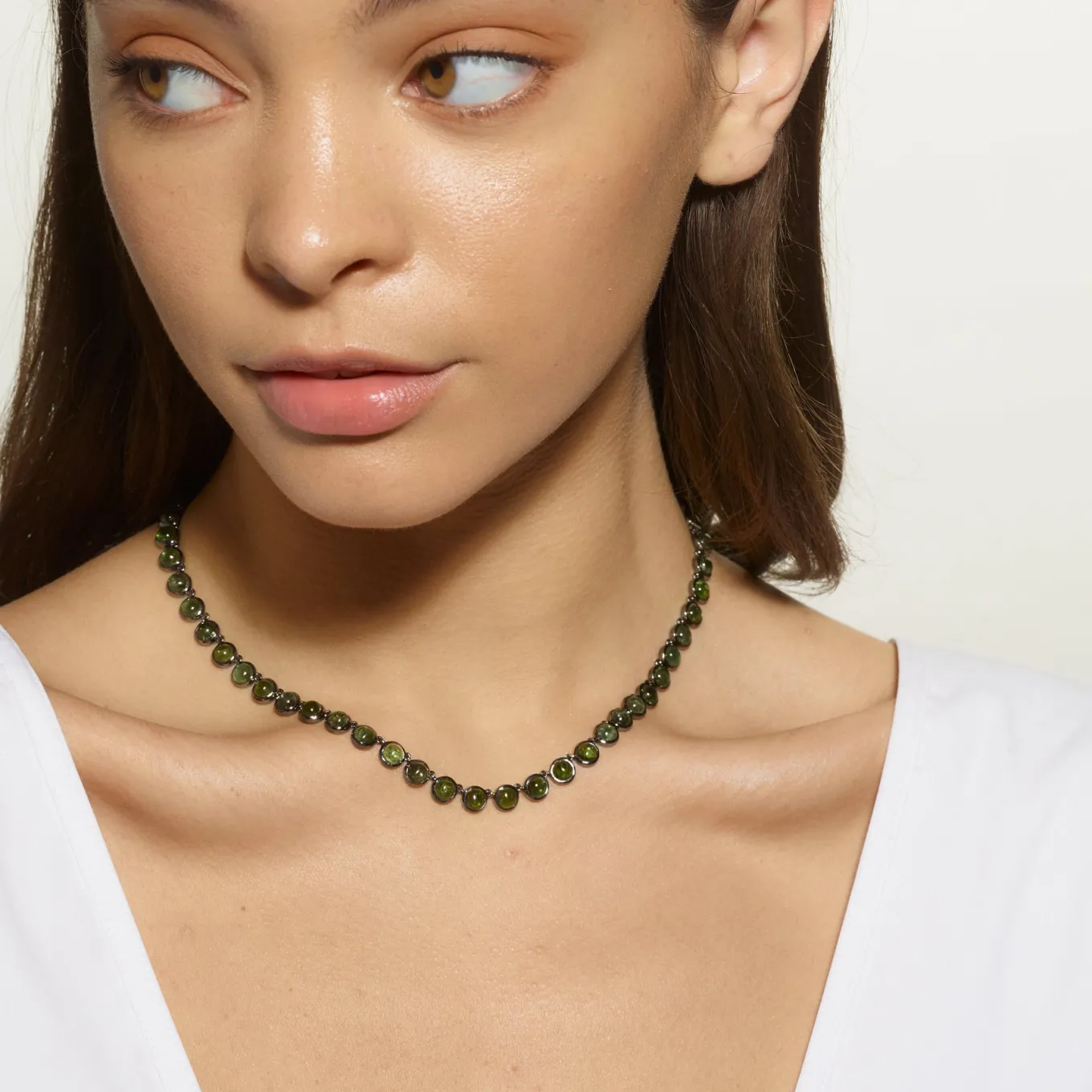 mini_dot_rivire_necklace__1-2.webp Mini Dot Rivière Necklace - Green Tourmaline