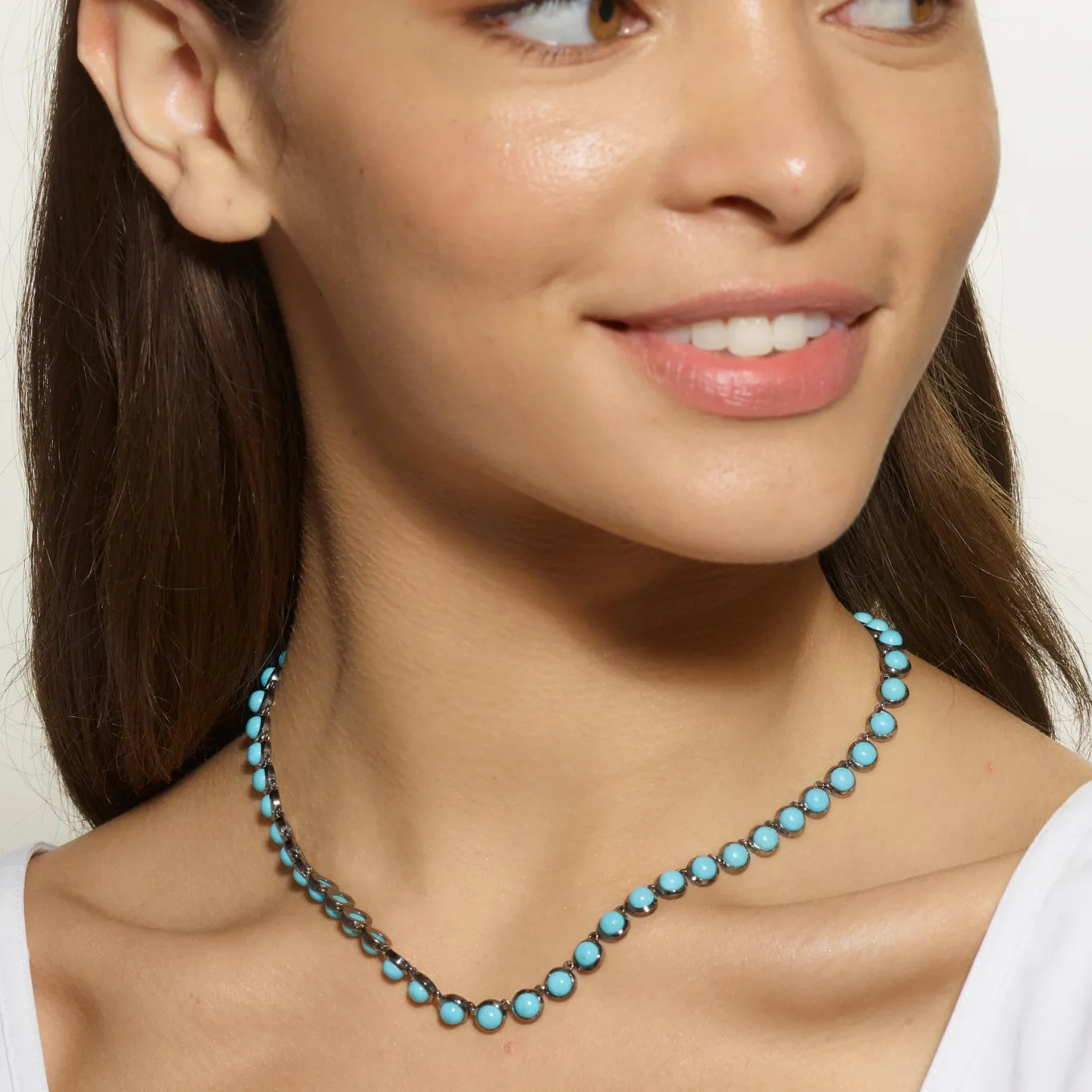 mini_dot_rivire_necklace__1-3.webp Mini Dot Rivière Necklace - Turquoise