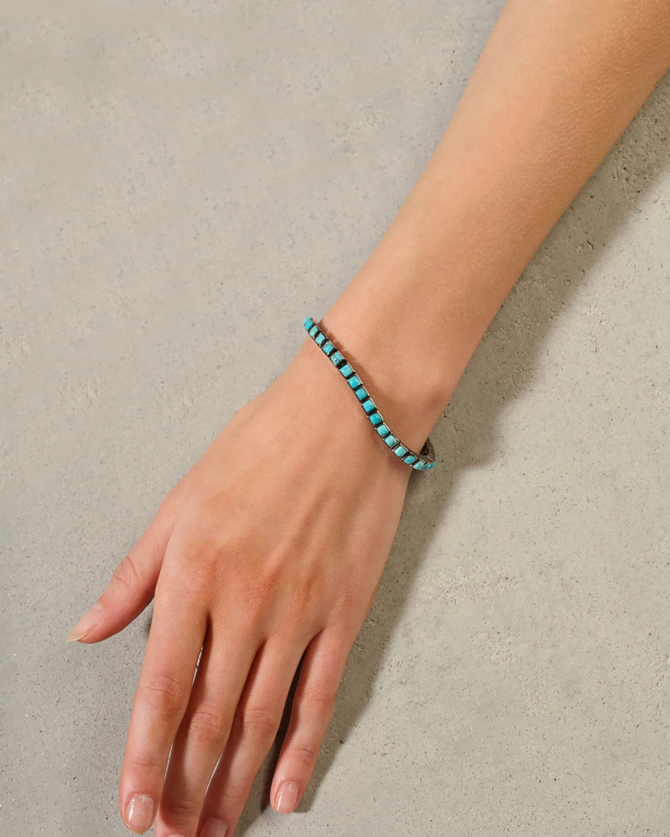 mini_tile_tennis_bracelet_1.webp Mini Tile Tennis Bracelet - Turquoise
