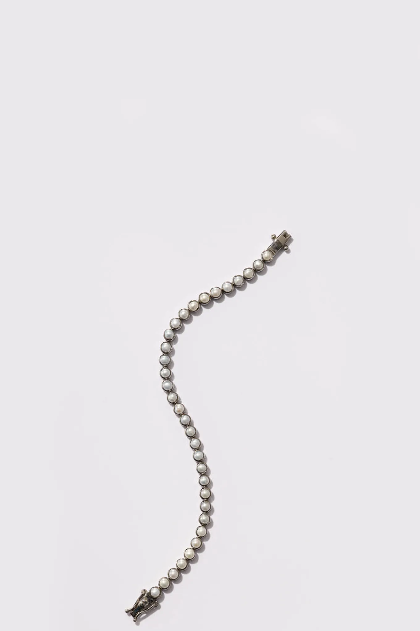 petite_dot_tennis_bracele_0-2.webp Petite Dot Tennis Bracelet - Pearl