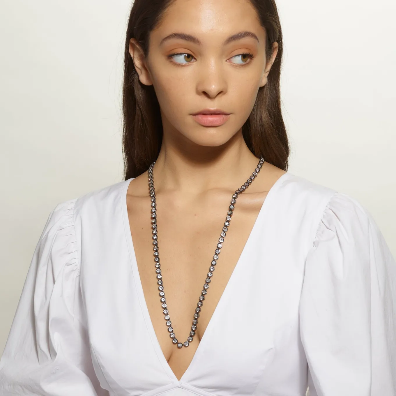 small_dot_opera_necklace__1.webp Small Dot Opera Necklace - White Zircon