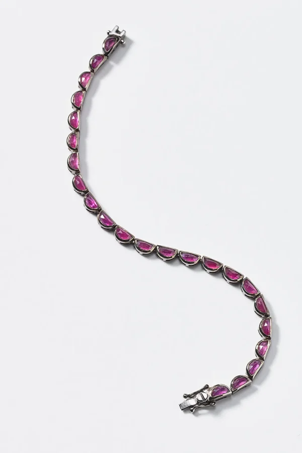 Small Scallop Tennis Bracelet - Ruby