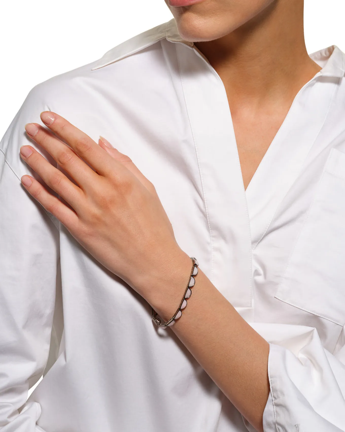 small_scallop_tennis_brac_2-1.webp Small Scallop Tennis Bracelet - Pink Opal