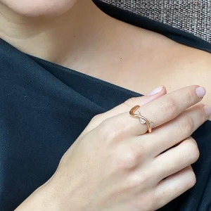 Twist and Half Moon Ring - Diamond