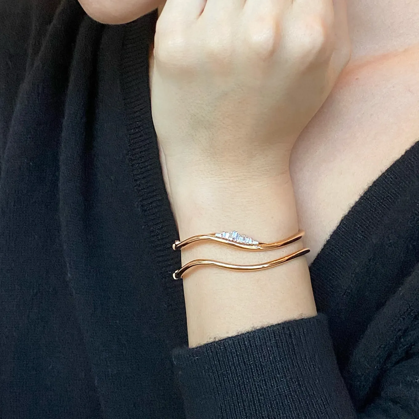 twisted_cuff_bracelet_1.webp Twisted Cuff Bracelet